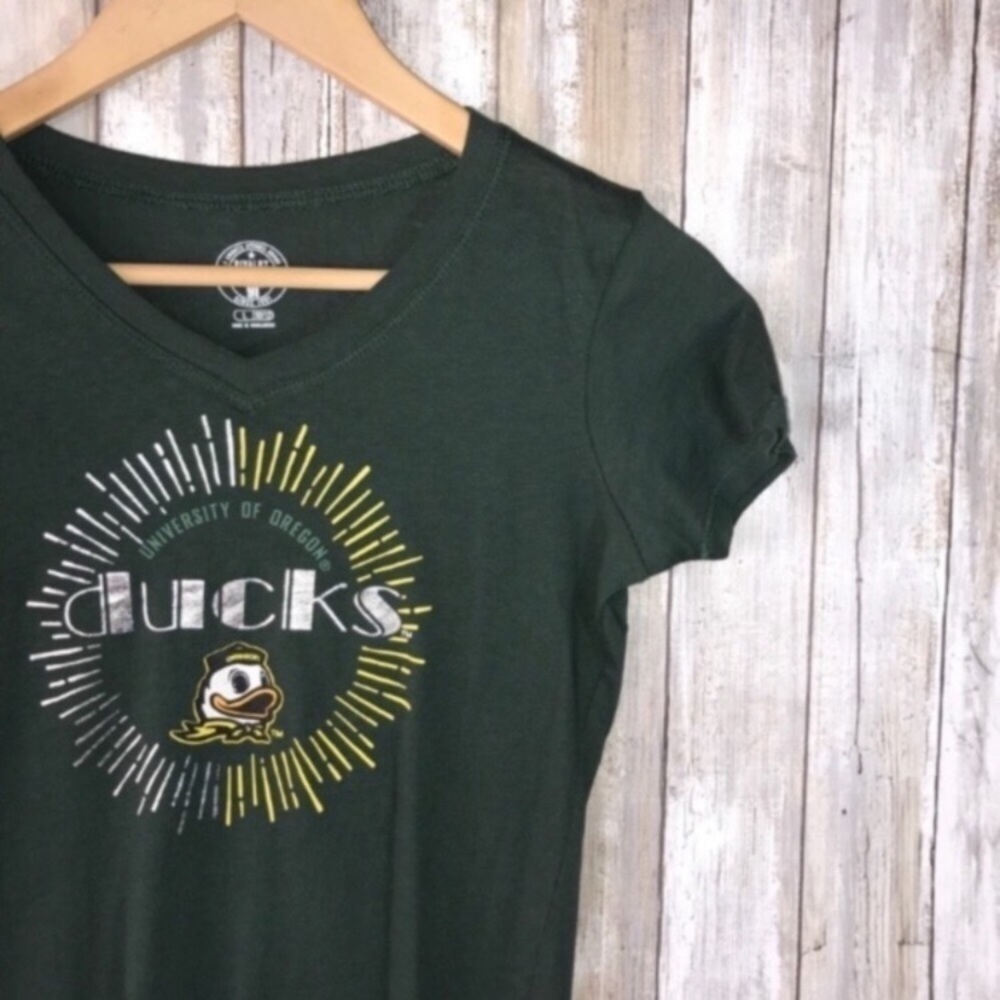 Oregon Ducks Girls Tee Large Green NCAA Shirt Kids Youth Graphic Top - Picture 3 of 4